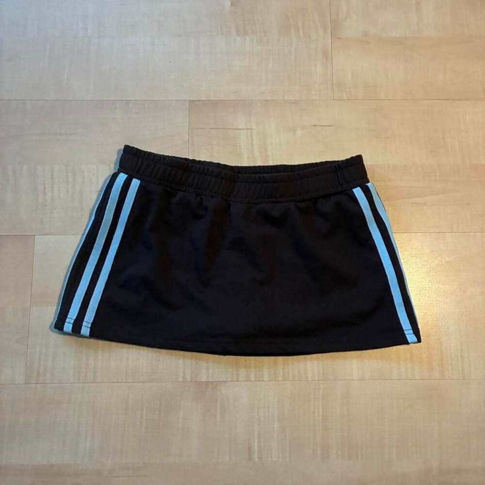 Vintage Y2K Brown Athletic Mini Skirt With Light Blue Stripes